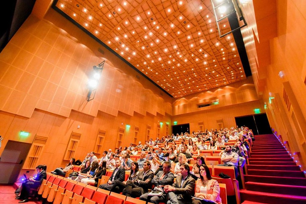 fotos de la sala auditorium secundaria